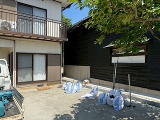 有明トーヨーのカーポートつけよう~の施工前の写真2