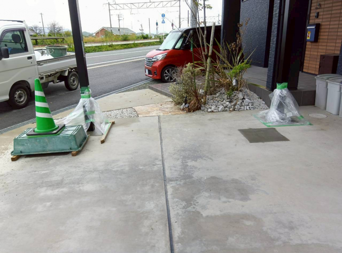 有明トーヨーのキャンピングカー専用のカーポート完成～の施工前の写真1