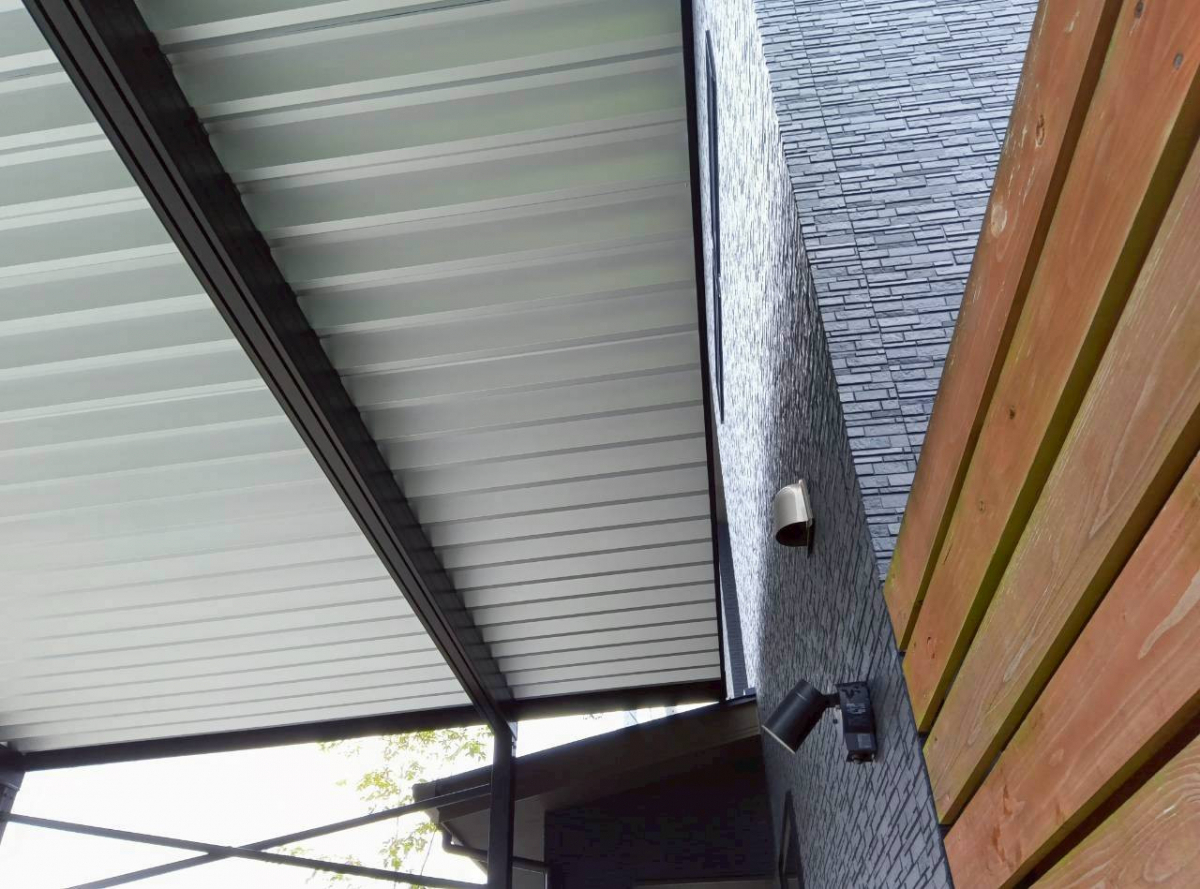 有明トーヨーのキャンピングカー専用のカーポート完成～の施工前の写真3