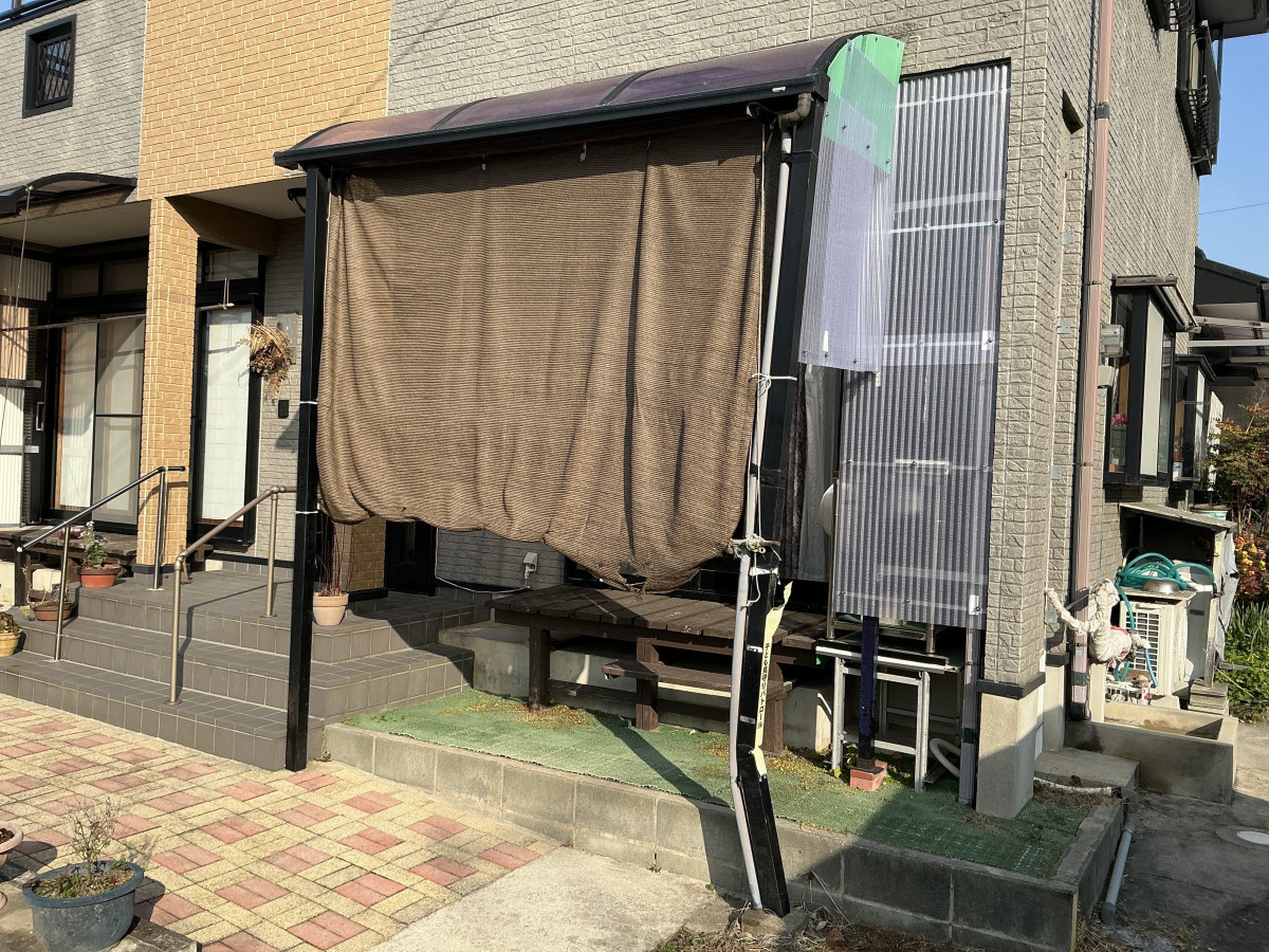 有明トーヨーのテラス＆側面囲ったよ・・の施工前の写真1